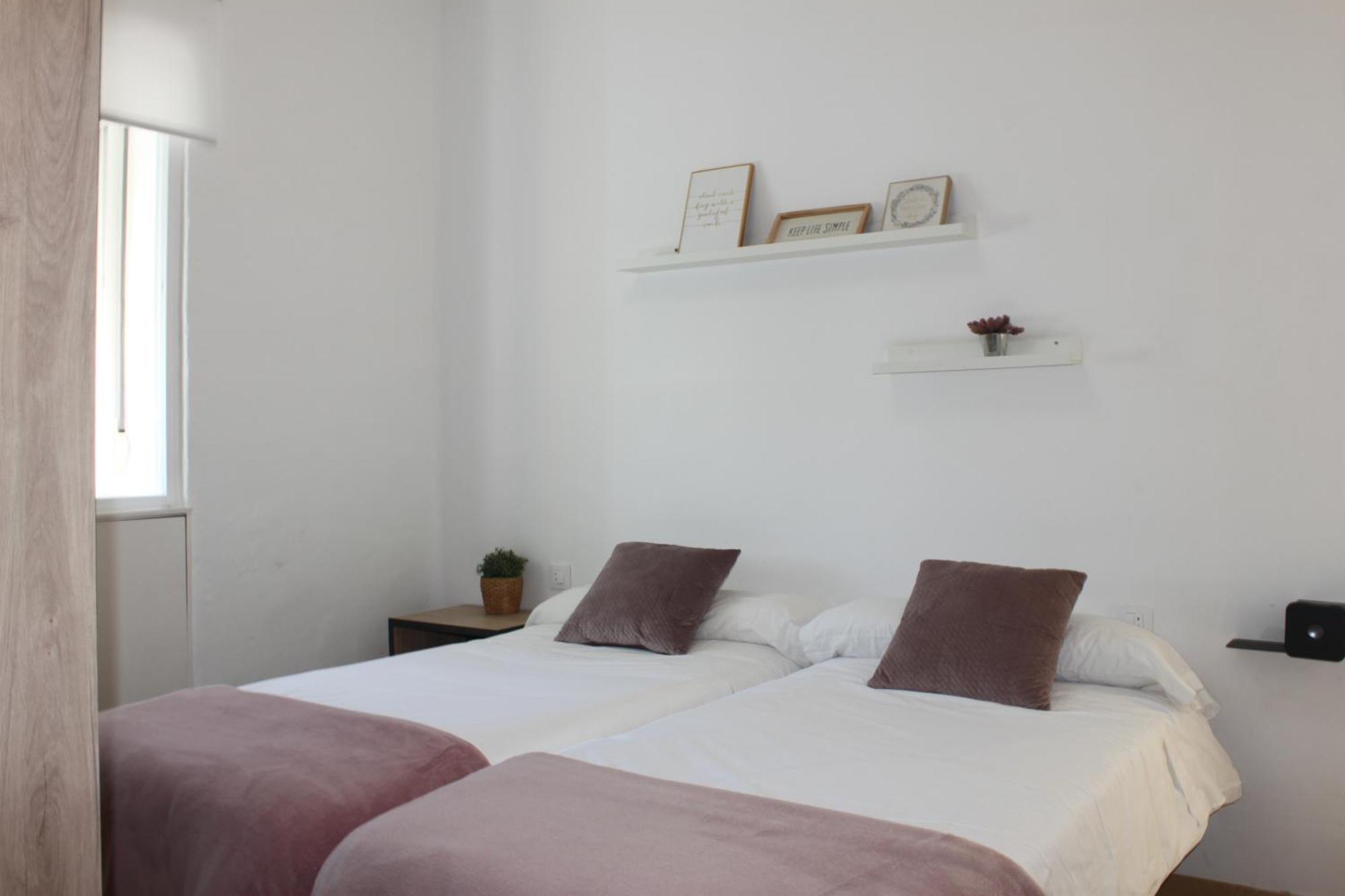 Apartamentos En Cordoba, Puente Romano Y Torre Calahorra Esterno foto